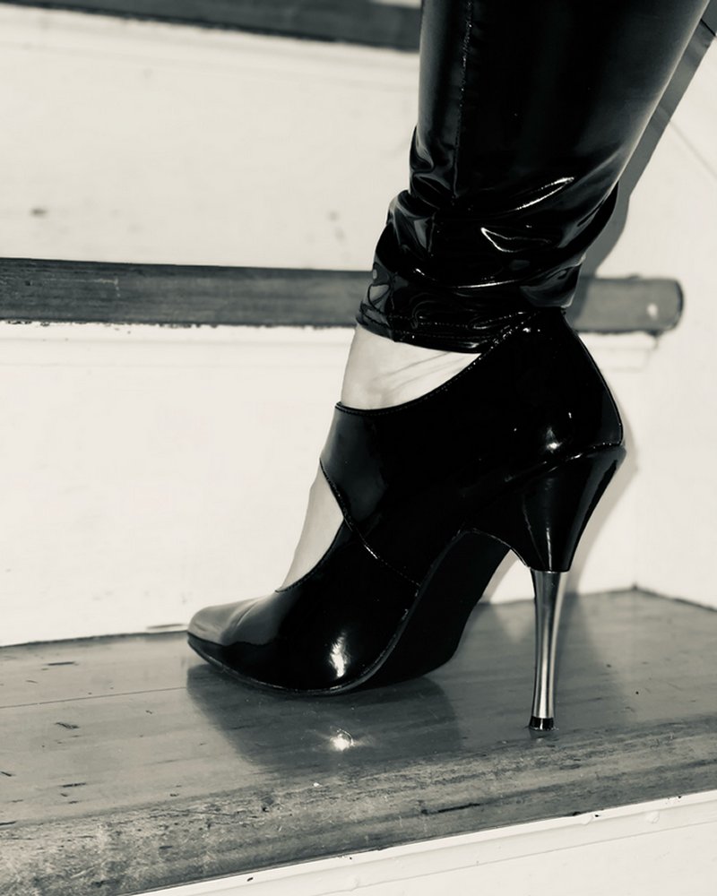 A photo of Mistress Hecuba a Mistress in Chicago, Illinois, USA