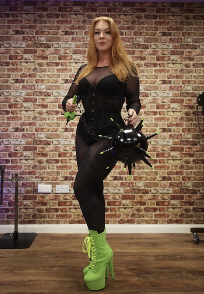 A photo of Mistress Envy a UK Mistress and Dominatrix in Exeter